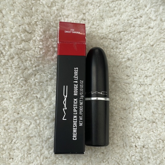 MAC Cosmetics Sweet Sakura lipstick - Picture 2 of 3